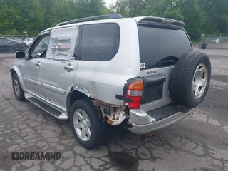 2003 Suzuki XL7 Touring with VIN JS3TX92VX34114737, listed as a IAAI auction lot 42072909 with 246,655 mi miles and . Bid and sale history available at DreamBid. Image 3.