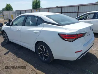 2025 Nissan Sentra SV z VIN 3N1AB8CV9SY284647, wystawiony jako IAAI lot #42489225 z przebiegiem 6 262 mil mil oraz . Historia ofert i sprzedaży dostępna na DreamBid. Obrazek 3.
