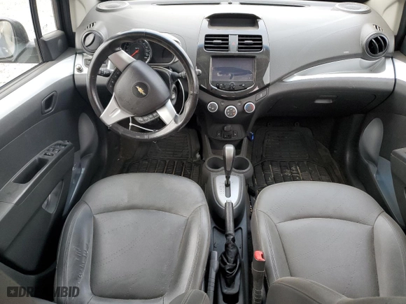 2015 Chevrolet Spark LT with VIN KL8CF6S90FC710087, listed as a Copart auction lot 77958174 with 138,468 mi miles and Salvage Title. Bid and sale history available at carsss.com. Image 8.