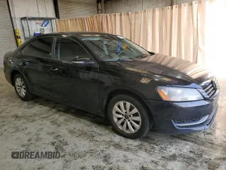 2013 Volkswagen Passat S with VIN 1VWAP7A30DC035351, listed as a Copart auction lot 84110754 with 268,287 mi miles and Salvage title. Bid and sale history available at DreamBid. Image 4.