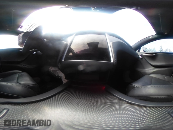 2018 Tesla Model S 75D z VIN 5YJSA1E28JF272630, wystawiony jako IAAI lot #42317422 z przebiegiem Nie podano mil oraz . Historia ofert i sprzedaży dostępna na DreamBid. Obrazek 21.
