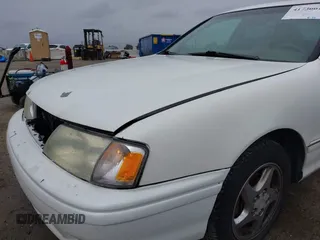 1998 Toyota Avalon XL with VIN 4T1BF18B7WU286333, listed as a IAAI auction lot 41736612 with 227,948 mi miles and . Bid and sale history available at DreamBid. Image 6.