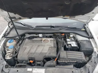 2010 Volkswagen Jetta TDI with VIN 3VWTL7AJ1AM697713, listed as a IAAI auction lot 42059765 with 302,664 mi miles and . Bid and sale history available at DreamBid. Image 10.