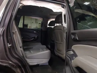 2015 Chevrolet Tahoe LT z VIN 1GNSKBKC1FR111299, wystawiony jako IAAI lot #41887115 z przebiegiem 157 666 mil mil oraz . Historia ofert i sprzedaży dostępna na DreamBid. Obrazek 8.