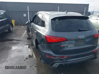2017 Audi SQ5 Premium Plus with VIN WA1CCAFP4HA030083, listed as a IAAI auction lot 41604911 with 103,890 mi miles. Bid and sale history available at carsss.com. Image 3.