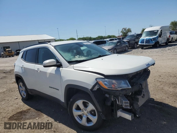 2019 Jeep Compass Latitude with VIN 3C4NJCBB7KT854959, listed as a Copart auction lot 55556235 with 53,470 mi miles and Salvage title. Bid and sale history available at DreamBid. Image 4.