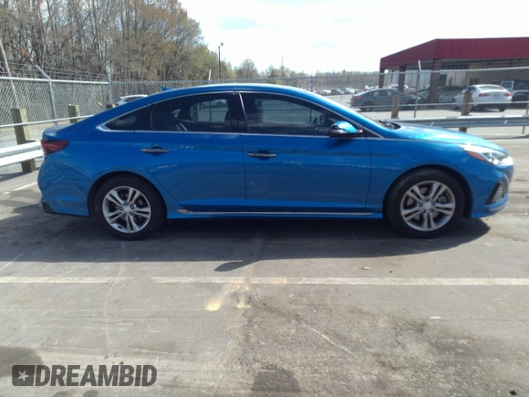 2018 Hyundai Sonata Sport with VIN 5NPE34AF4JH701183, listed as a IAAI auction lot 41901813 with 99,132 mi miles and . Bid and sale history available at carsss.com. Image 13.