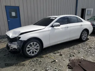 2017 Mercedes-Benz E-Class E 300 Luxury with VIN WDDZF4KB0HA209942, listed as a Copart auction lot 49179185 with 62,839 mi miles and Clean Title. Bid and sale history available at carsss.com. Image 1.