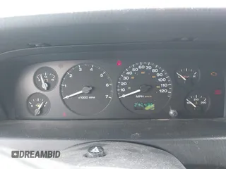 2003 Jeep Grand Cherokee Laredo with VIN 1J4GX48S03C536709, listed as a IAAI auction lot 41908946 with 240,435 mi miles. Bid and sale history available at carsss.com. Image 7.