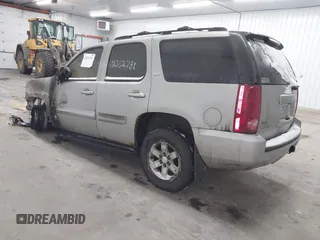 2007 GMC Yukon SLT with VIN 1GKFK13027J172531, listed as a IAAI auction lot 41252781 with 1 mi miles. Bid and sale history available at carsss.com. Image 3.