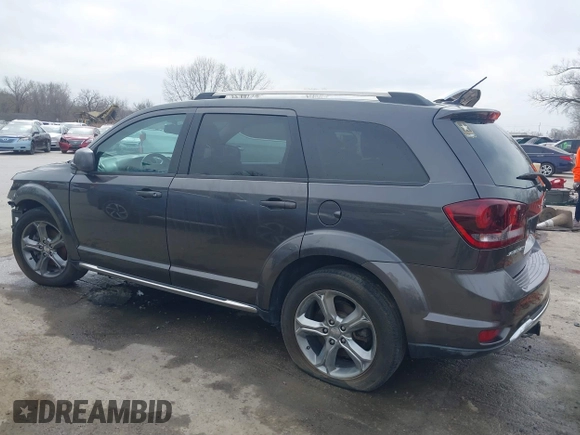 2017 Dodge Journey Crossroad Plus z VIN 3C4PDCGG6HT544668, wystawiony jako IAAI lot #40387483 z przebiegiem 61 712 mil mil oraz . Historia ofert i sprzedaży dostępna na DreamBid. Obrazek 15.
