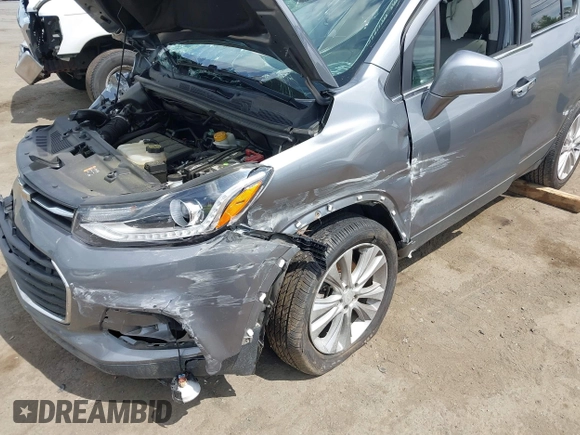 2020 Chevrolet Trax Premier with VIN 3GNCJRSB2LL140689, listed as a IAAI auction lot 42212724 with 73,701 mi miles and . Bid and sale history available at DreamBid. Image 6.