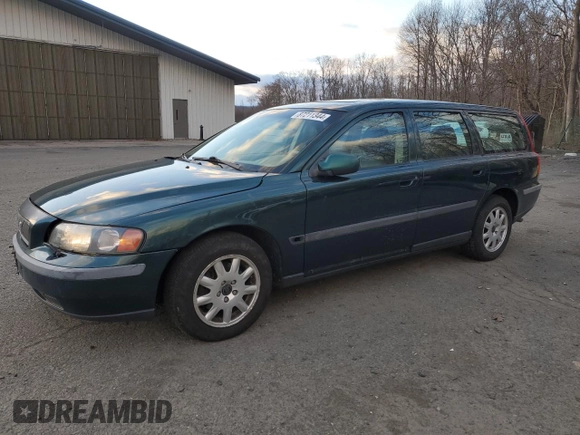 2002 Volvo V70 with VIN YV1SW61R621262281, listed as a Copart auction lot 87211344 with 279,549 mi miles and Non Repairable. Bid and sale history available at carsss.com. Image 1.