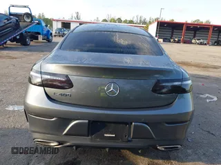 2018 Mercedes-Benz E 400 with VIN WDD1J6FB1JF021229, listed as a IAAI auction lot 42197884 with 72,011 mi miles and . Bid and sale history available at DreamBid. Image 16.
