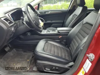2017 Ford Fusion SE with VIN 3FA6P0H74HR197800, listed as a Copart auction lot 61042735 with 128,125 mi miles and Salvage title. Bid and sale history available at DreamBid. Image 7.