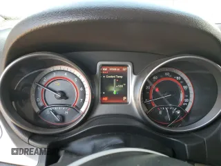 2018 Dodge Journey Crossroad with VIN 3C4PDDGG8JT465353, listed as a Copart auction lot 51136695 with 97,639 mi miles and Salvage Title. Bid and sale history available at DreamBid. Image 9.