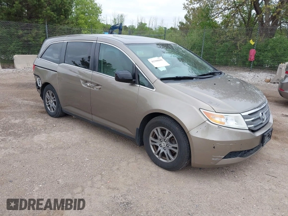 2013 Honda Odyssey EX-L с VIN 5FNRL5H61DB043452, выставлен на аукционе IAAI как лот 42308609 с пробегом 246 866 миль миль и . История ставок и продаж доступна на DreamBid. Изображение 1.