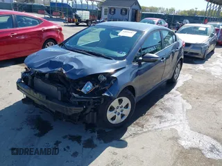 2016 Kia Forte LX with VIN KNAFX4A60G5593661, listed as a IAAI auction lot 42058287 with 183,040 mi miles. Bid and sale history available at carsss.com. Image 20.