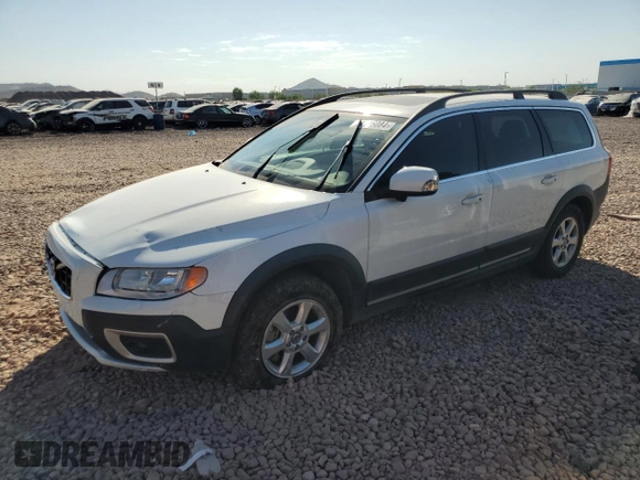 2013 Volvo XC70 3.2L with VIN YV4952BL7D1163530, listed as a Copart auction lot 74746084 with 98,045 mi miles and Salvage Title. Bid and sale history available at DreamBid. Image 1.
