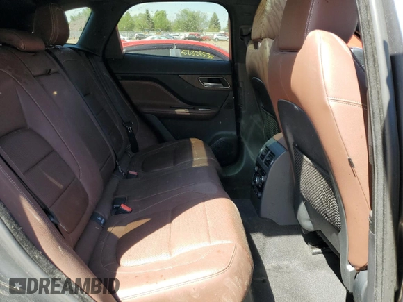 2017 Jaguar F-Pace S z VIN SADCM2BV1HA488777, wystawiony jako Copart lot #53279475 z przebiegiem Nie podano mil oraz Szkoda całkowita • Salvage title. Historia ofert i sprzedaży dostępna na DreamBid. Obrazek 12.