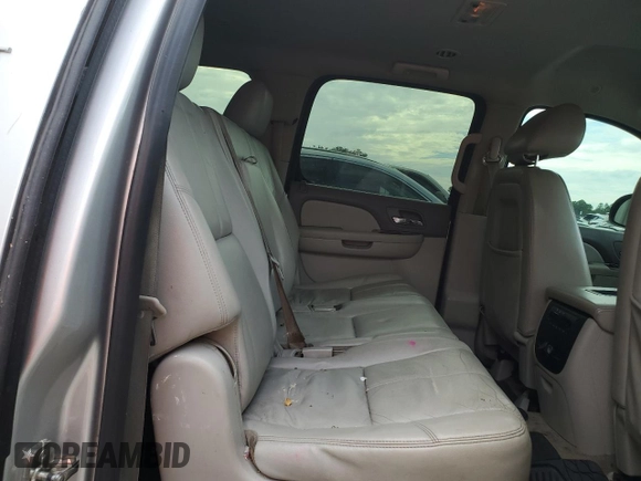 2014 GMC Yukon XL SLT with VIN 1GKS1KE03ER234487, listed as a Copart auction lot 74897284 with 198,965 mi miles and Salvage Title. Bid and sale history available at carsss.com. Image 11.