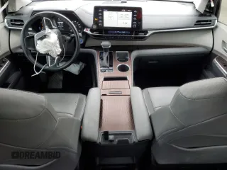 2022 Toyota Sienna XLE with VIN 5TDYRKEC6NS089598, listed as a Copart auction lot 49350255 with 66,552 mi miles and Salvage Title. Bid and sale history available at DreamBid. Image 8.
