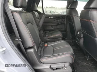 2025 Honda Pilot TrailSport with VIN 5FNYG1H69SB003433, listed as a Copart auction lot 44587005 with 16,854 mi miles and Salvage Title. Bid and sale history available at carsss.com. Image 11.