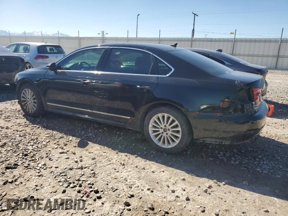2016 Volkswagen Passat SE z VIN 1VWBT7A36GC003556, wystawiony jako Copart lot #55245595 z przebiegiem 84 939 mil mil oraz Szkoda całkowita • Salvage title. Historia ofert i sprzedaży dostępna na DreamBid. Obrazek 2.