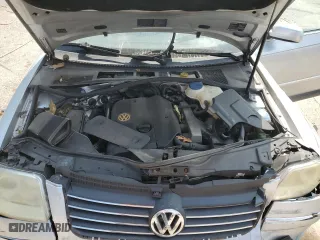 2003 Volkswagen Passat GLS with VIN WVWPD63BX3P100430, listed as a Copart auction lot 70912634 with 129,933 mi miles and Salvage Title. Bid and sale history available at carsss.com. Image 11.
