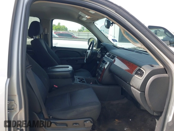 2011 Chevrolet Tahoe LS with VIN 1GNSCAE0XBR111949, listed as a IAAI auction lot 42630787 with 220,857 mi miles and . Bid and sale history available at DreamBid. Image 5.