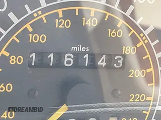 1985 Mercedes-Benz 300 with VIN WDB1260231A167225, listed as a IAAI auction lot 41955501 with 116,143 mi miles and . Bid and sale history available at DreamBid. Image 7.