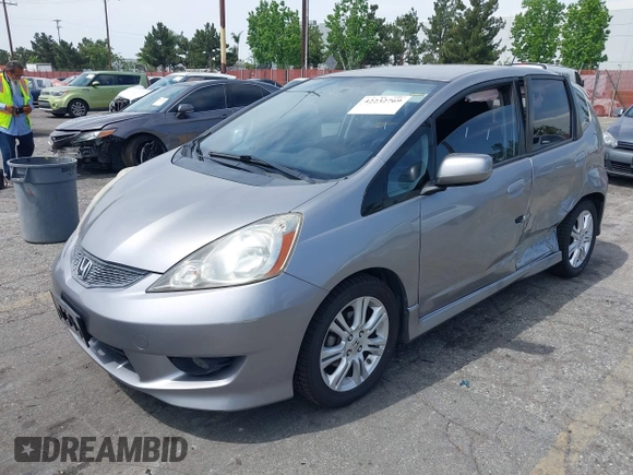 2009 Honda Fit Sport с VIN JHMGE88409S047860, выставлен на аукционе IAAI как лот 42232769 с пробегом 170 014 миль миль и . История ставок и продаж доступна на DreamBid. Изображение 17.