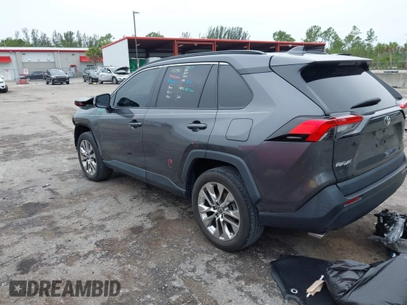 2021 Toyota RAV4 XLE Premium with VIN 2T3C1RFV0MC171416, listed as a IAAI auction lot 42425655 with 34,116 mi miles and . Bid and sale history available at DreamBid. Image 3.