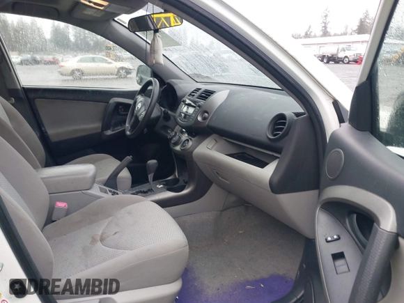 2011 Toyota RAV4 with VIN JTMBK4DV0B5106065, listed as a IAAI auction lot 41671279 with 85,786 mi miles. Bid and sale history available at carsss.com. Image 5.
