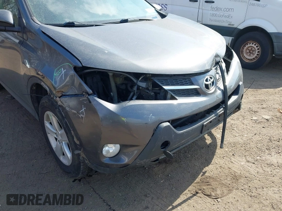 2013 Toyota RAV4 XLE with VIN 2T3RFREV0DW044175, listed as a IAAI auction lot 41708819 with 106,117 mi miles and . Bid and sale history available at carsss.com. Image 6.