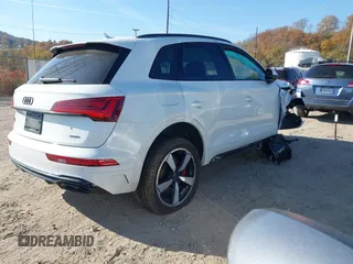 2024 Audi Q5 S line Premium Plus with VIN WA1EAAFY1R2143511, listed as a IAAI auction lot 40736946 with 1,125 mi miles and . Bid and sale history available at DreamBid. Image 4.