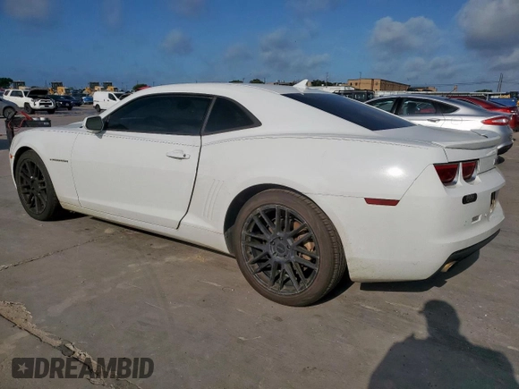 2012 Chevrolet Camaro 1LT with VIN 2G1FB1E33C9146313, listed as a Copart auction lot 61864195 with 235,453 mi miles and Salvage title. Bid and sale history available at DreamBid. Image 2.