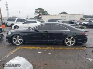 2012 Mercedes-Benz CLS-Class CLS 550 with VIN WDDLJ7DB8CA012657, listed as a IAAI auction lot 41235586 with 157,760 mi miles. Bid and sale history available at carsss.com. Image 13.