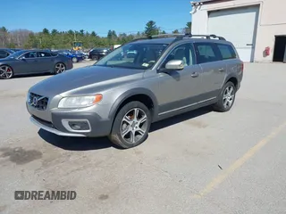 2012 Volvo XC70 T6 with VIN YV4902BZ1C1127334, listed as a IAAI auction lot 42140359 with 214,196 mi miles and . Bid and sale history available at DreamBid. Image 2.