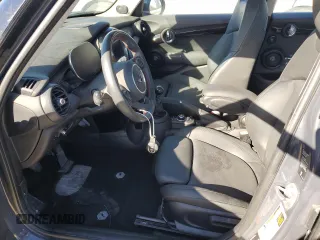 2021 MINI Hardtop 4 Door Cooper S z VIN WMWXU9C01M2P15282, wystawiony jako Copart lot #74238294 z przebiegiem Nie podano mil oraz Nie do naprawy • Non repairable. Historia ofert i sprzedaży dostępna na DreamBid. Obrazek 7.