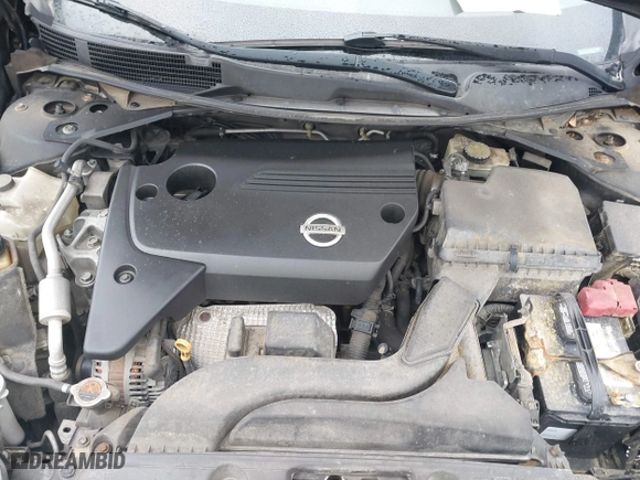 2015 Nissan Altima 2.5 with VIN 1N4AL3AP3FC176837, listed as a IAAI auction lot 41843408 with 185,466 mi miles. Bid and sale history available at carsss.com. Image 10.
