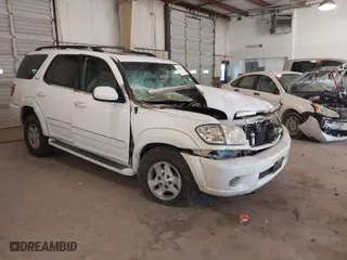 2001 Toyota Sequoia Limited with VIN 5TDBT48A91S010321, listed as a IAAI auction lot 41447396 with 1 mi miles. Bid and sale history available at carsss.com. Image 1.