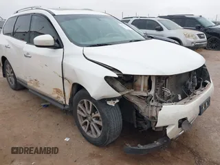 2014 Nissan Pathfinder Platinum z VIN 5N1AR2MN3EC727078, wystawiony jako IAAI lot #42076108 z przebiegiem 181 936 mil mil oraz . Historia ofert i sprzedaży dostępna na DreamBid. Obrazek 1.