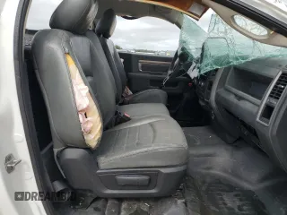2013 Ram 1500 Tradesman z VIN 3C6JR6DG7DG577041, wystawiony jako Copart lot #70975954 z przebiegiem Nie podano mil oraz Szkoda całkowita • Salvage title. Historia ofert i sprzedaży dostępna na DreamBid. Obrazek 10.