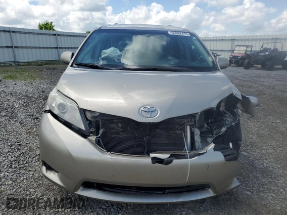 2015 Toyota Sienna LE AAS with VIN 5TDKK3DC8FS582699, listed as a Copart auction lot 56682415 with 195,915 mi miles and Salvage title. Bid and sale history available at DreamBid. Image 5.