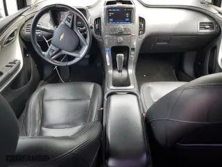 2015 Chevrolet Volt with VIN 1G1RD6E40FU135158, listed as a Copart auction lot 52829615 with 137,824 mi miles and Clean Title. Bid and sale history available at carsss.com. Image 8.