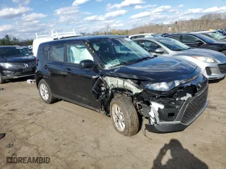 2024 Kia Soul LX with VIN KNDJ23AU1R7901738, listed as a Copart auction lot 50190085 with 3,835 mi miles and Salvage Title. Bid and sale history available at carsss.com. Image 4.