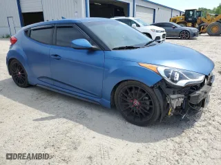 2016 Hyundai Veloster Turbo with VIN KMHTC6AE1GU251058, listed as a Copart auction lot 54238655 with 105,572 mi miles and Clean Title. Bid and sale history available at carsss.com. Image 4.
