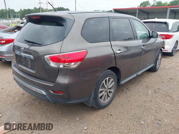 2015 Nissan Pathfinder SV with VIN 5N1AR2MN0FC622662, listed as a IAAI auction lot 39660676 with 171,421 mi miles. Bid and sale history available at carsss.com. Image 4.