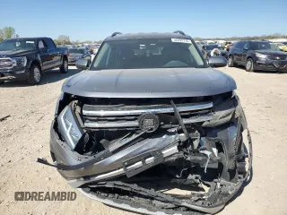 2021 Volkswagen Atlas S z VIN 1V2AP2CA4MC501931, wystawiony jako Copart lot #53485375 z przebiegiem Nie podano mil oraz Szkoda całkowita • Salvage title. Historia ofert i sprzedaży dostępna na DreamBid. Obrazek 5.